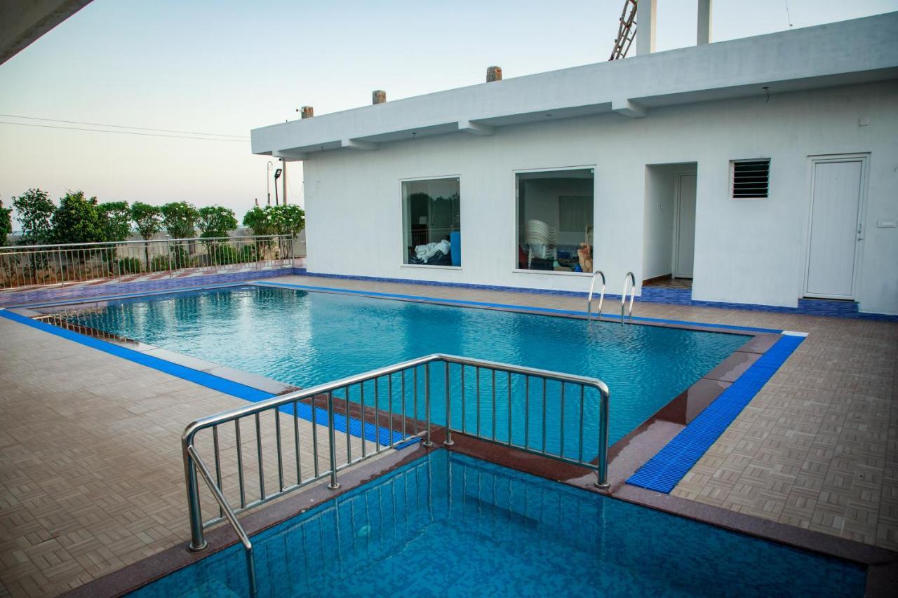 Thai Beach Resort Тиручендур Экстерьер фото
